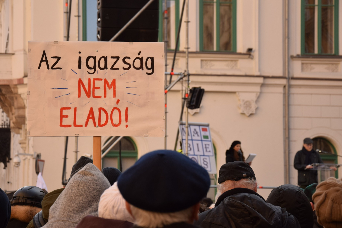 Jogerős döntés a sajtó-helyreigazítási perben